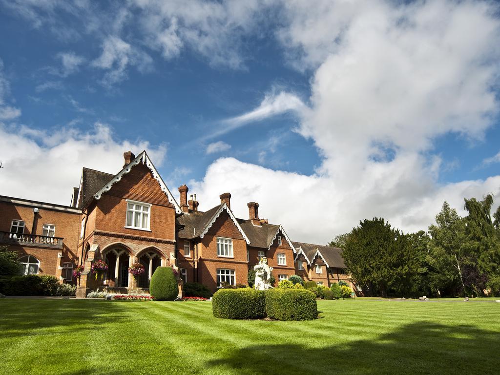 Audleys Wood Hotel, Basingstoke Esterno foto